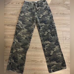 Camouflage Cargo Jeans